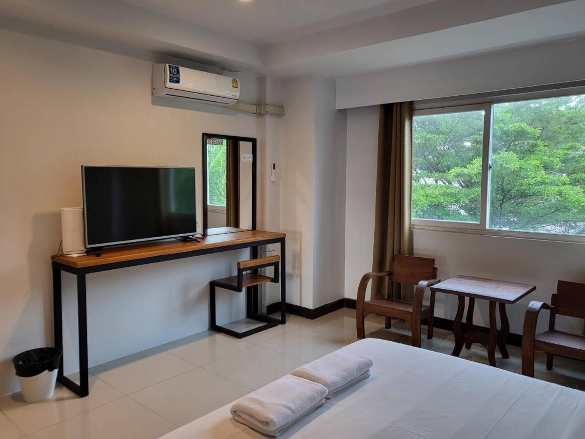 The Square Rayong Hotel Bagian luar foto