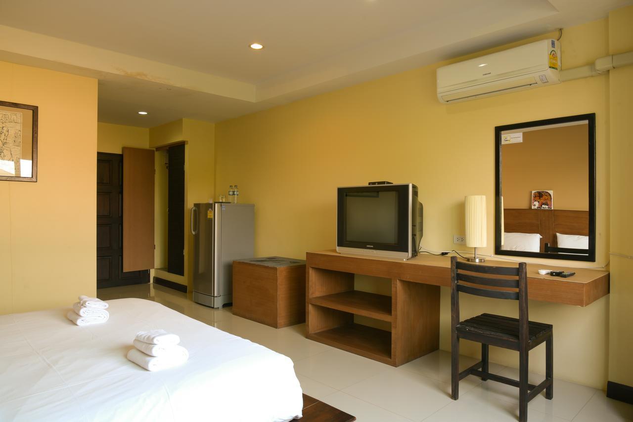 The Square Rayong Hotel Bagian luar foto
