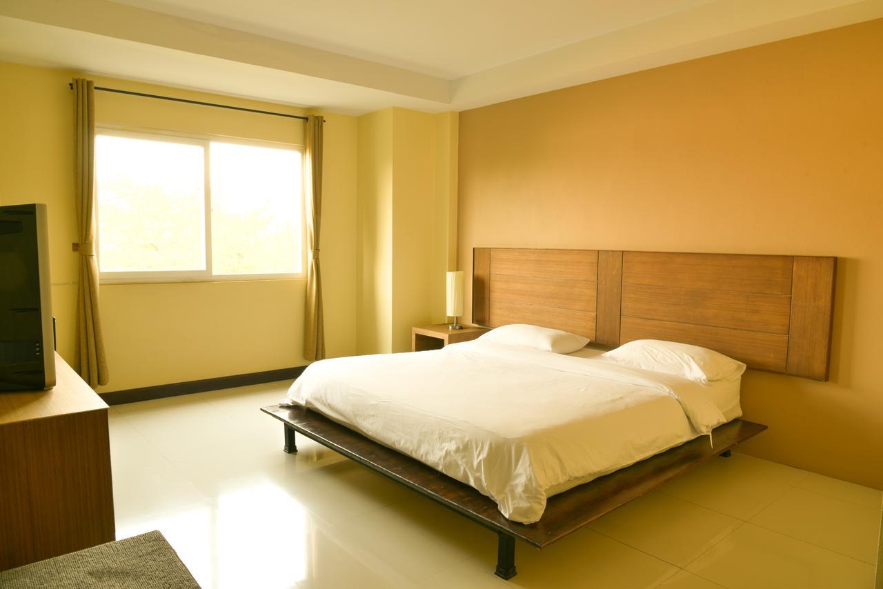 The Square Rayong Hotel Bagian luar foto
