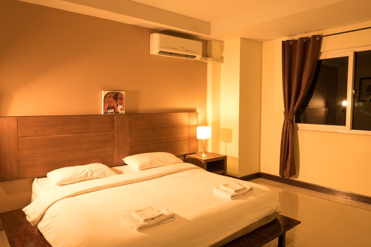The Square Rayong Hotel Bagian luar foto